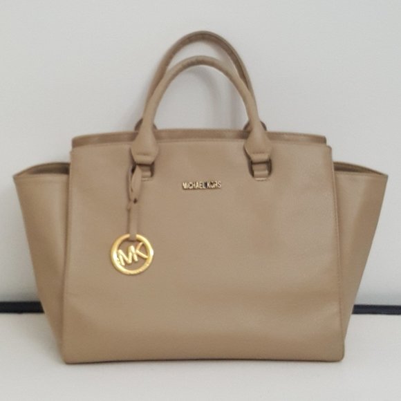 Michael Kors Handbags - Women's MICHAEL KORS Large Luggage Beige Leather Satchel Bag Tote Handbag
